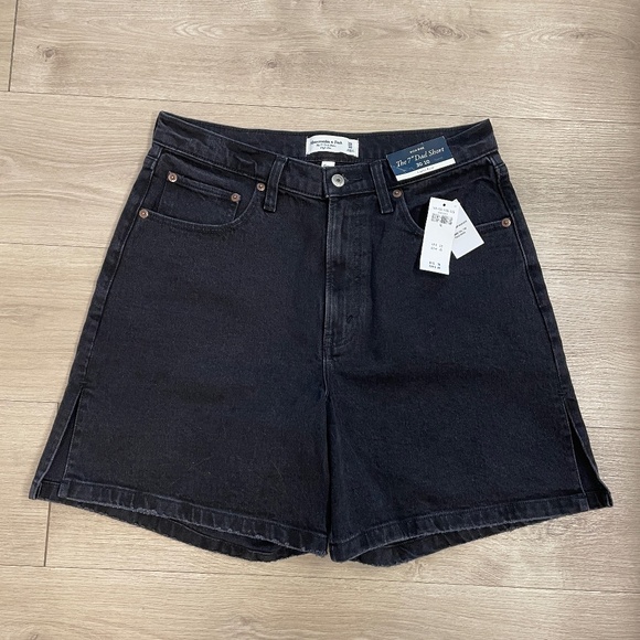 Abercrombie & Fitch Dad Shorts - Picture 1 of 4